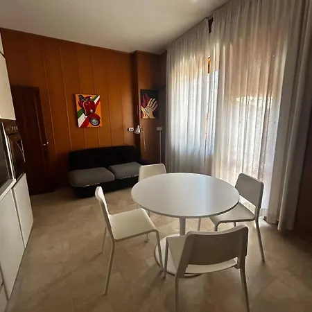 With Terrace Apartmán Pescara